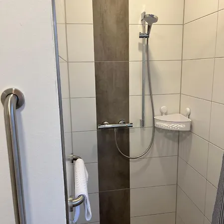 Schoene Mit Eigenem Stellplatz * Detmold