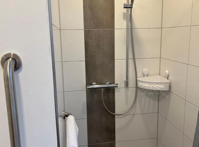 Schoene Mit Eigenem Stellplatz * Detmold